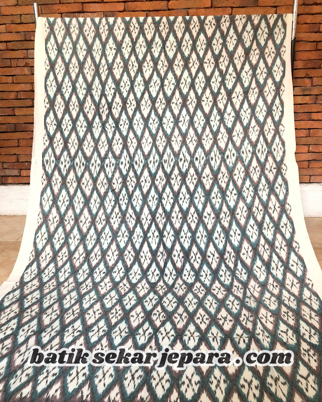 Tenun Jepara Motif Ketupat - Gambar 4