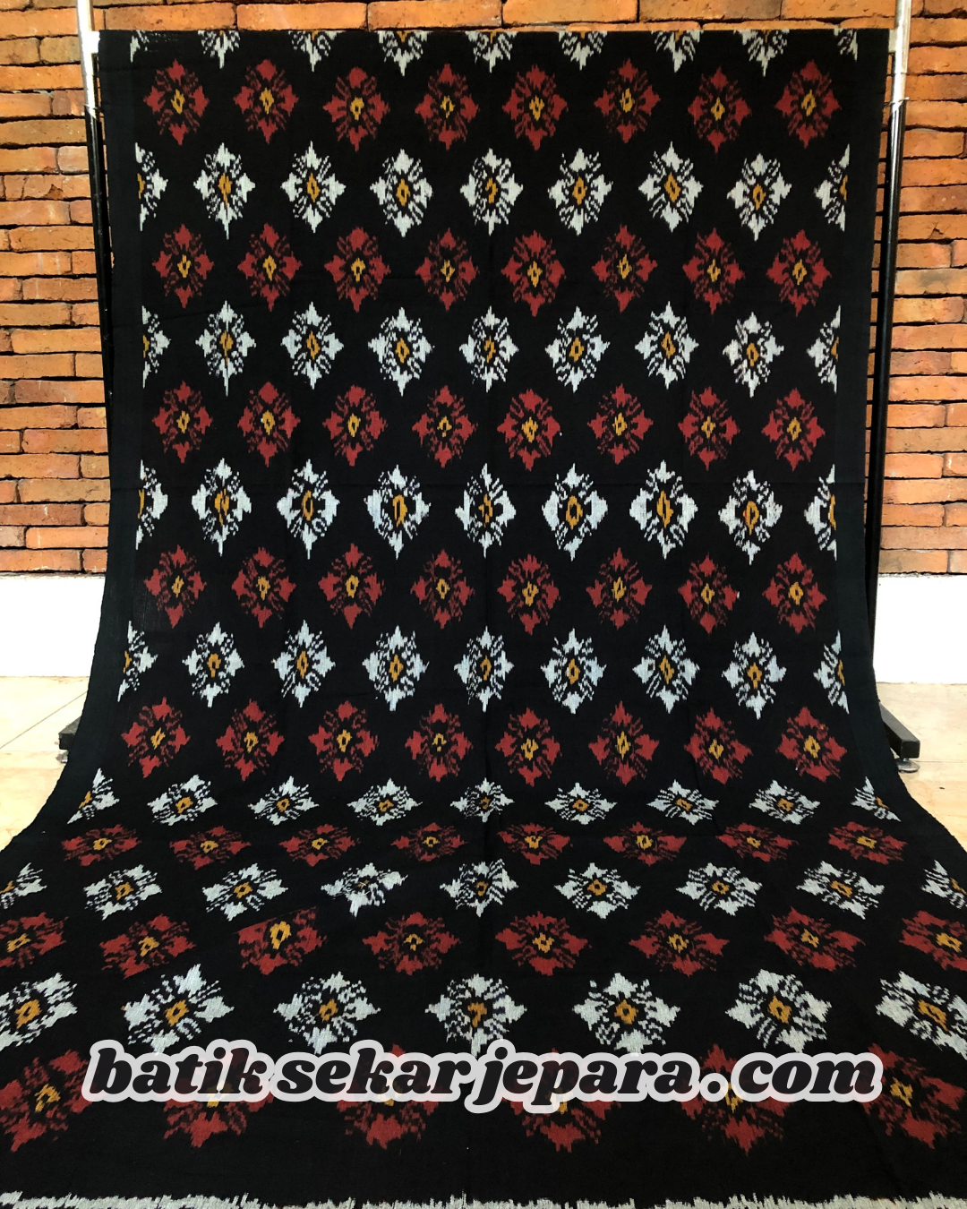 Tenun Jepara Motif Bunga-bunga - Gambar 2